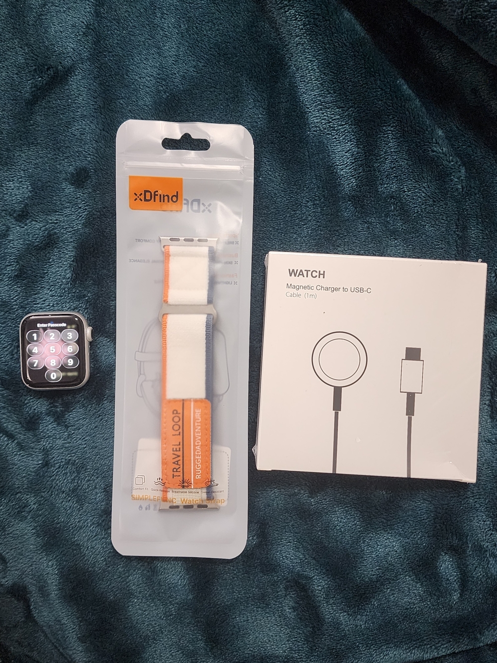 Apple Watch Series 6 GPS 40mm Aluminum W/ New Band Strap And New Charger